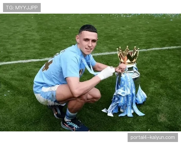 拜仁对曼城攻击手福登保持关注，暂无具体行动